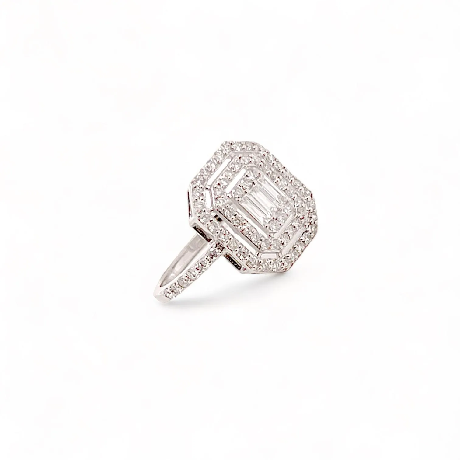 Anello con diamanti baguette art.117139