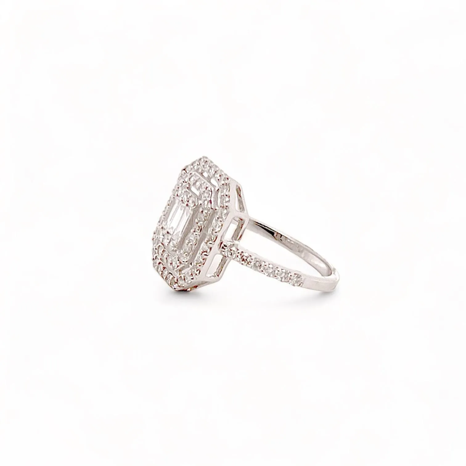 Anello con diamanti baguette art.117139