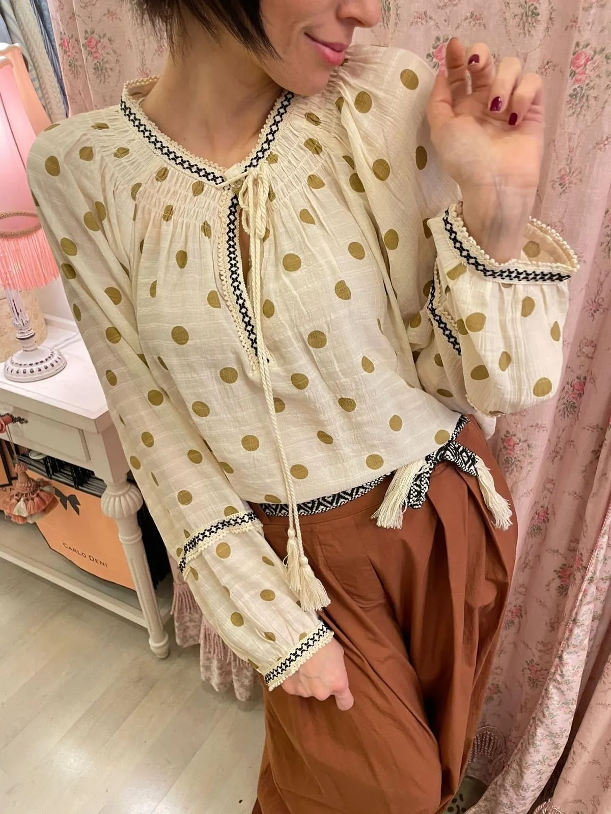Blusa Eloise Caramel