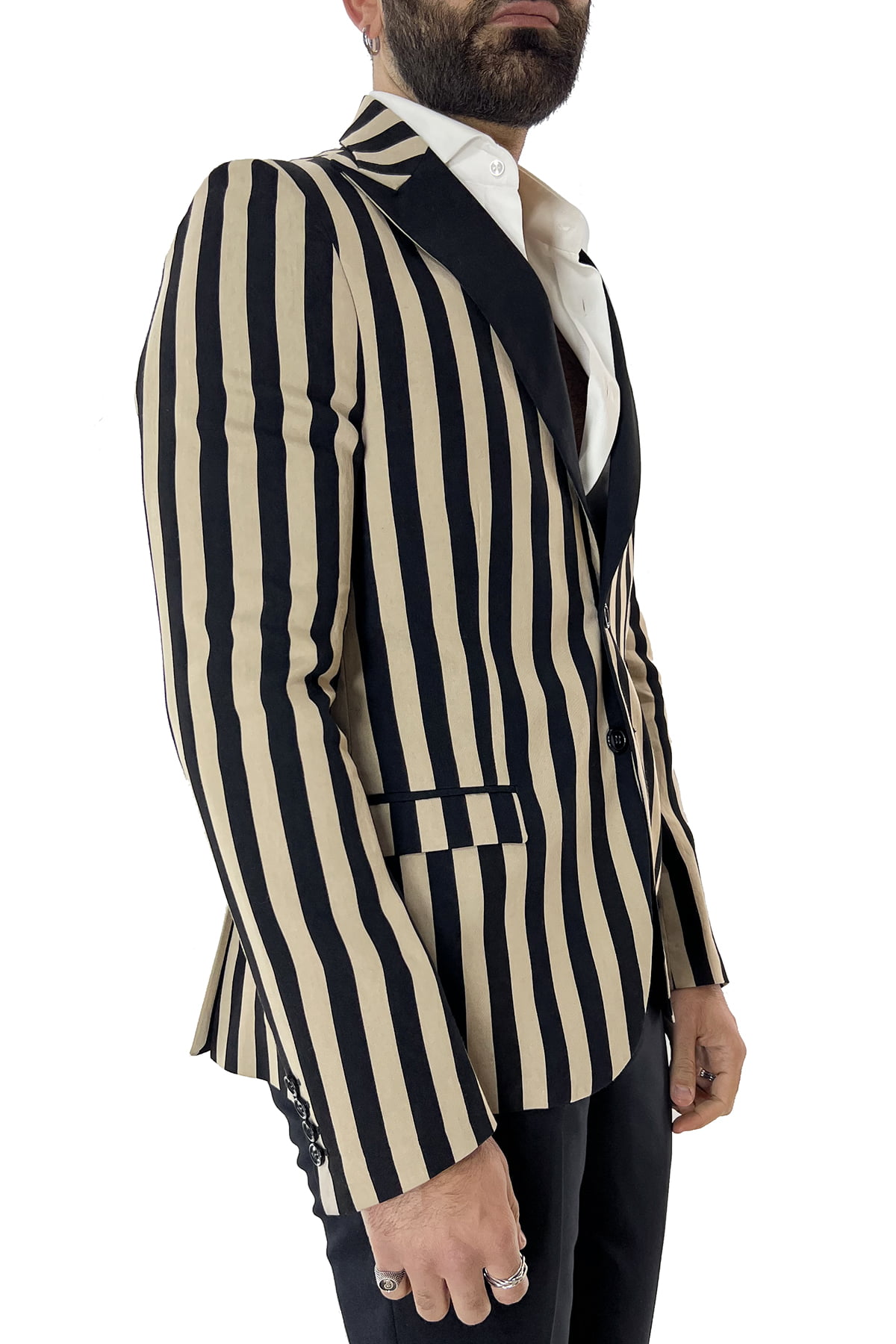 Giacca uomo Smoking beige riga nera monopetto rever a lancia in raso sartoriale