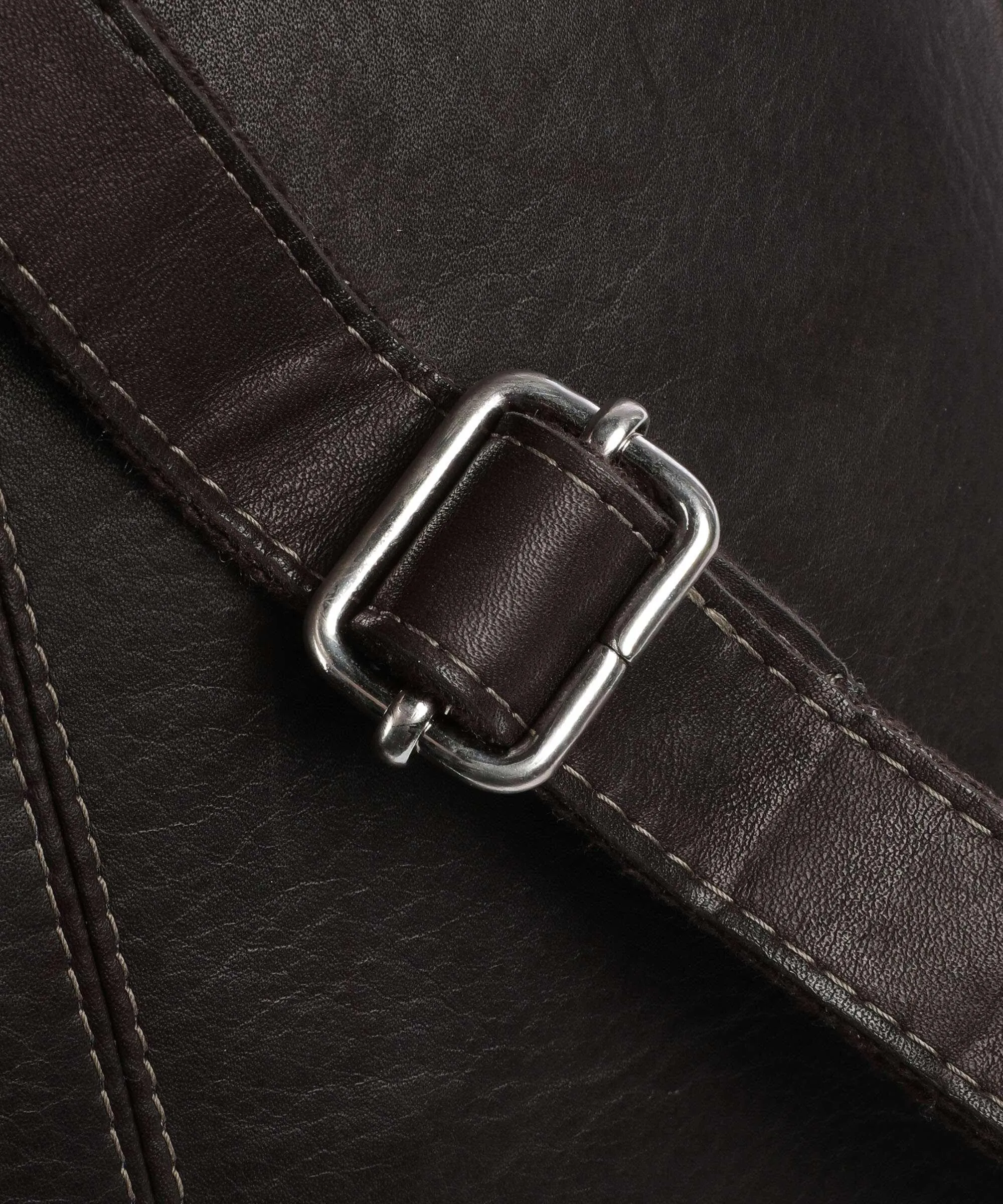  Harold's Campo Zaino 13″ pelle di vacchetta grana marrone scuro  