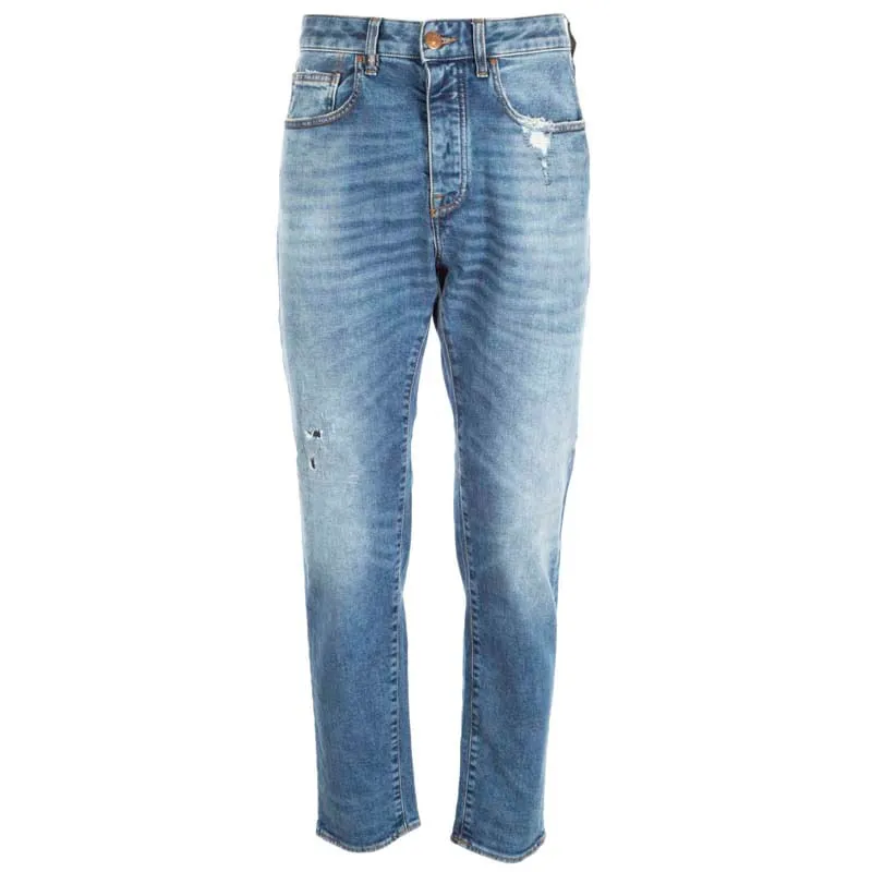 Jeans J24 slavato con abrasioni 