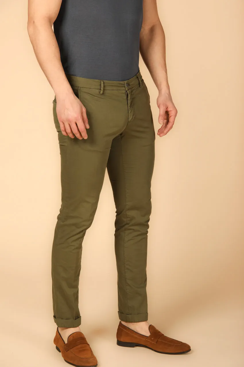 Milano Style pantalon chino homme en gabardine stretch extra slim ①