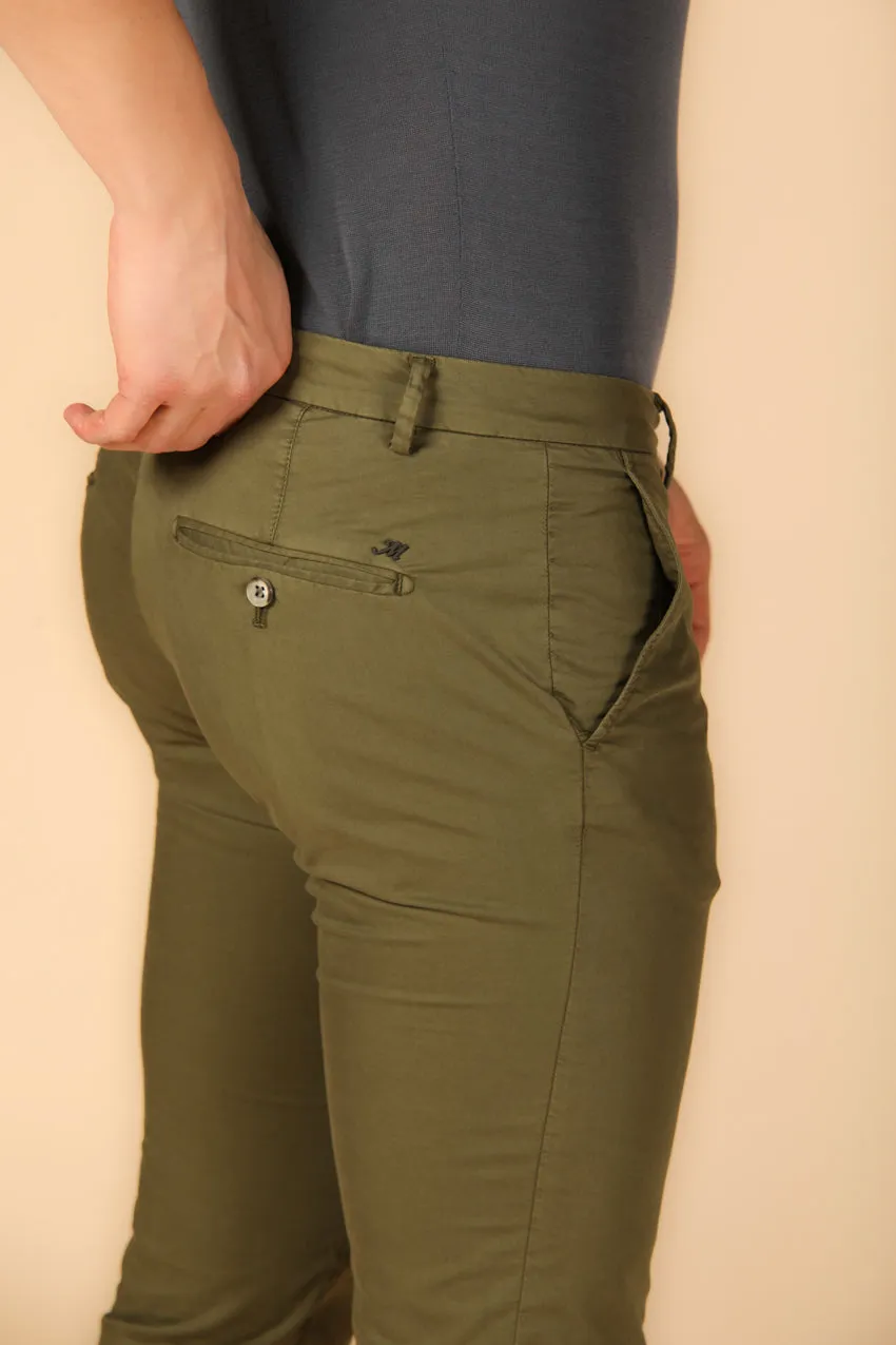 Milano Style pantalon chino homme en gabardine stretch extra slim ①
