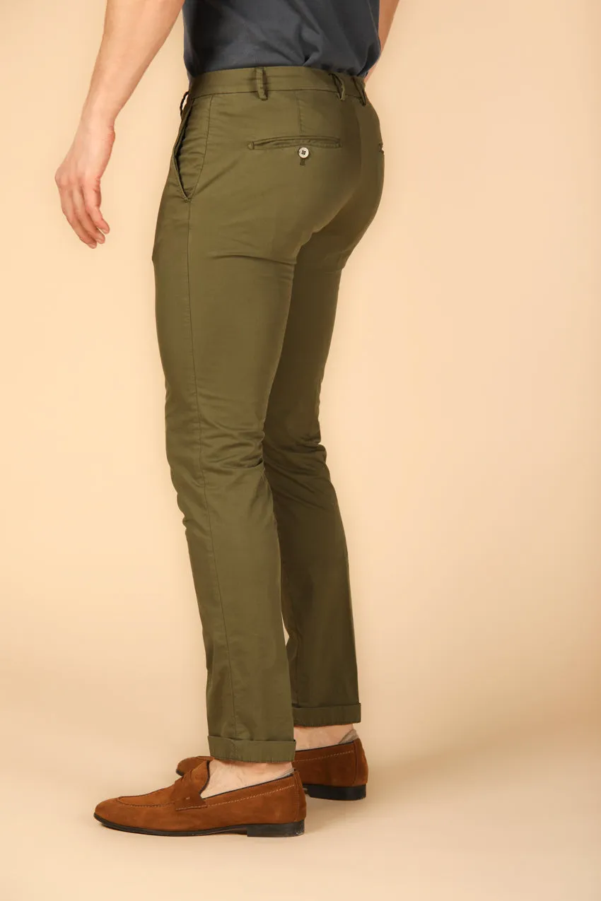 Milano Style pantalon chino homme en gabardine stretch extra slim ①