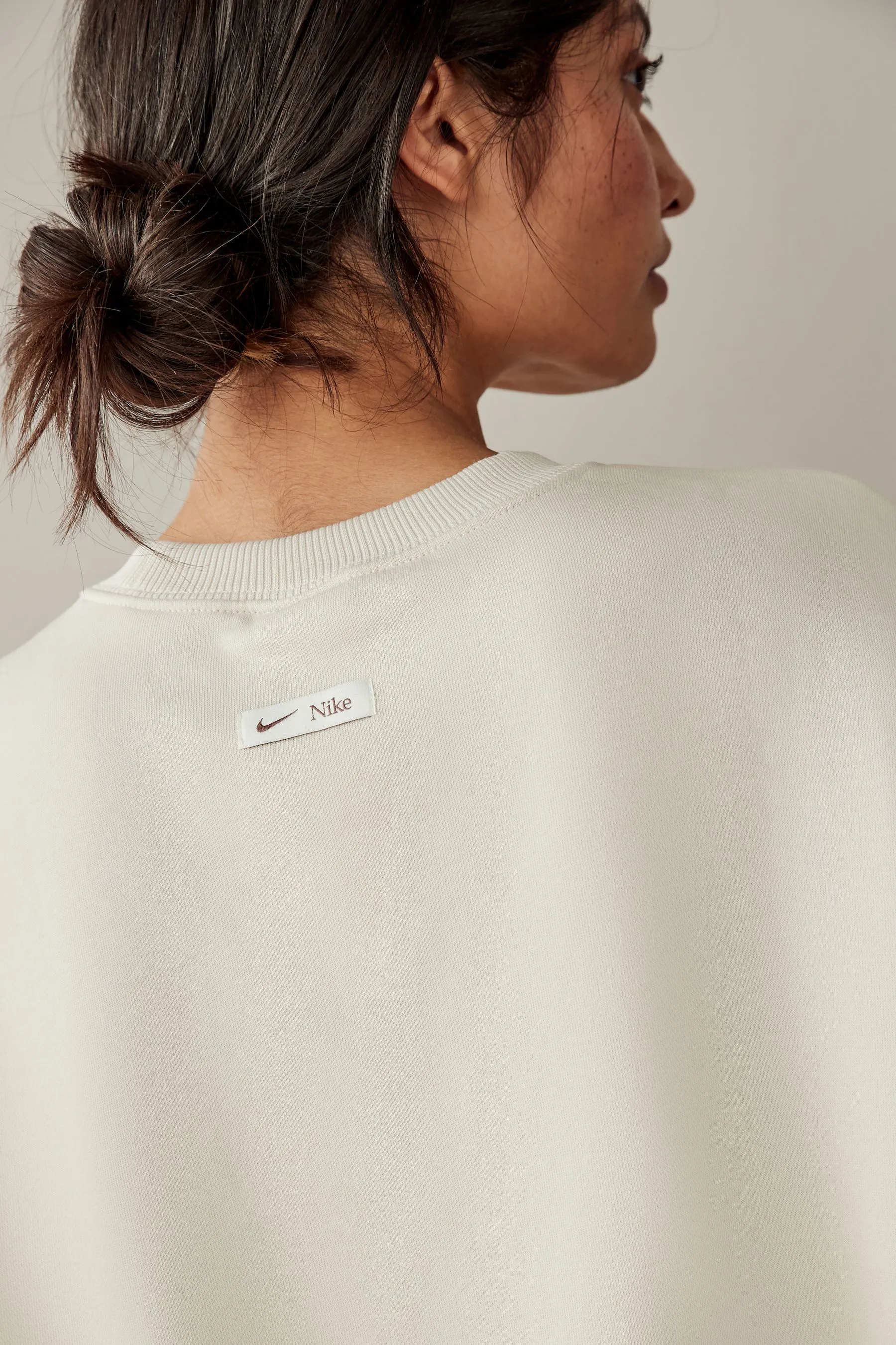 Nike - Felpa oversize Girocollo stile college    