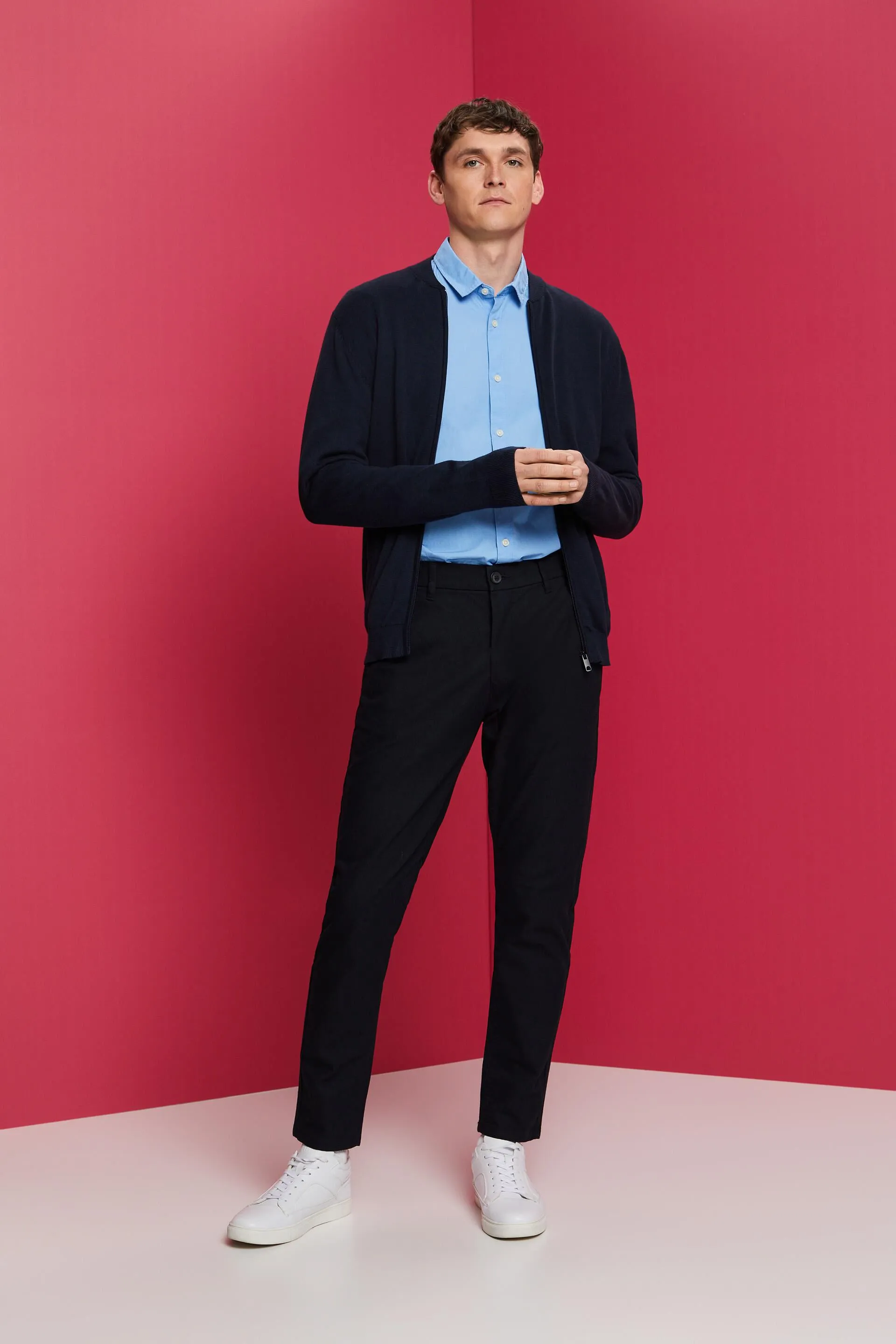 Pantaloni chino in tessuto spazzolato