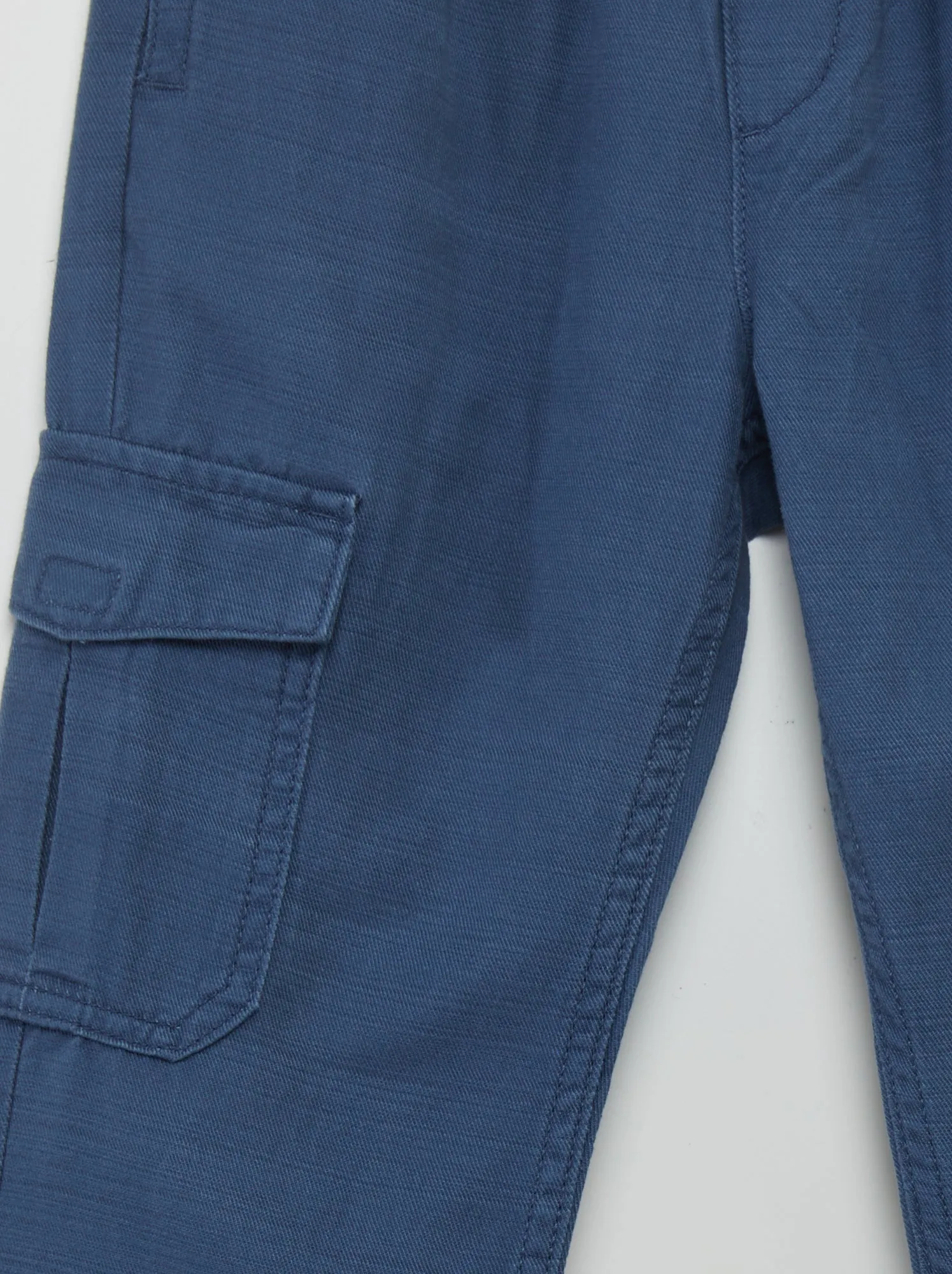 Pantaloni con tasche con patta - BLU