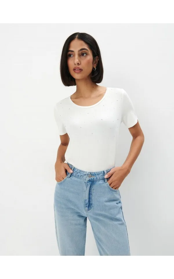 T-shirt con elemento decorativo
