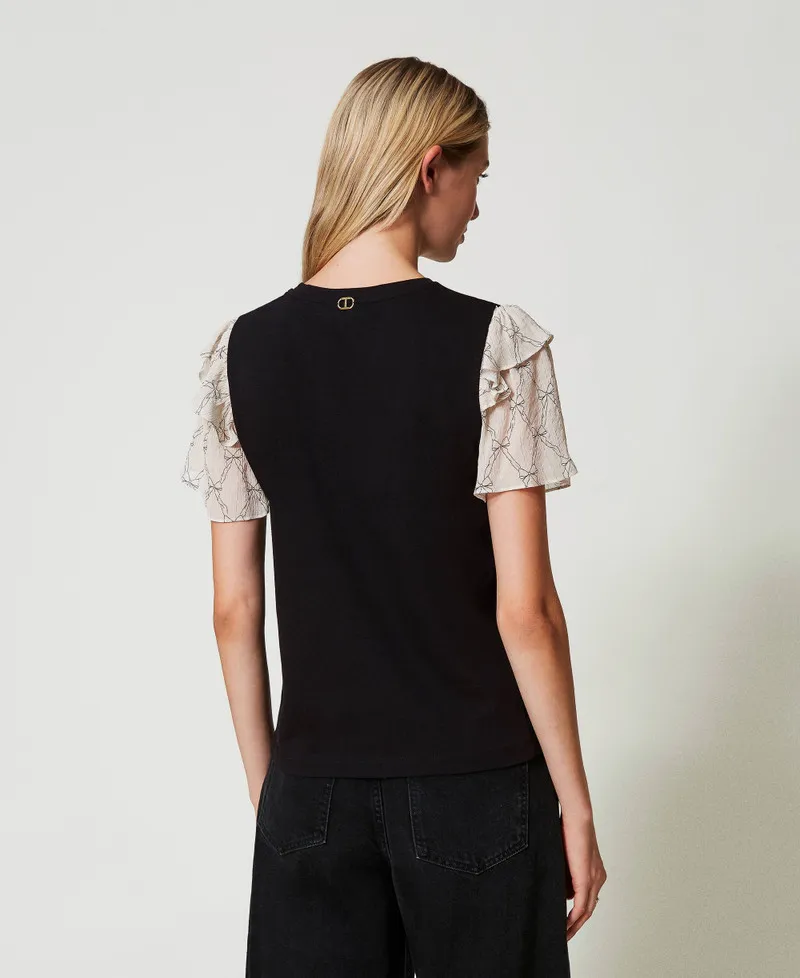 T-shirt con maniche in creponne