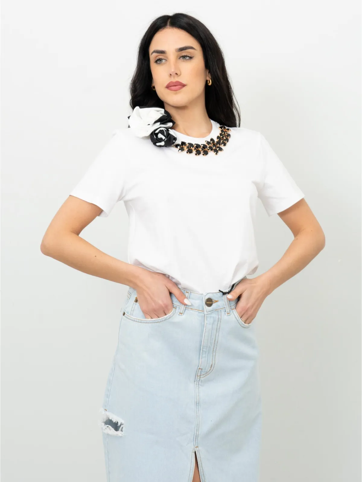 T-shirt da donna di colore bianco