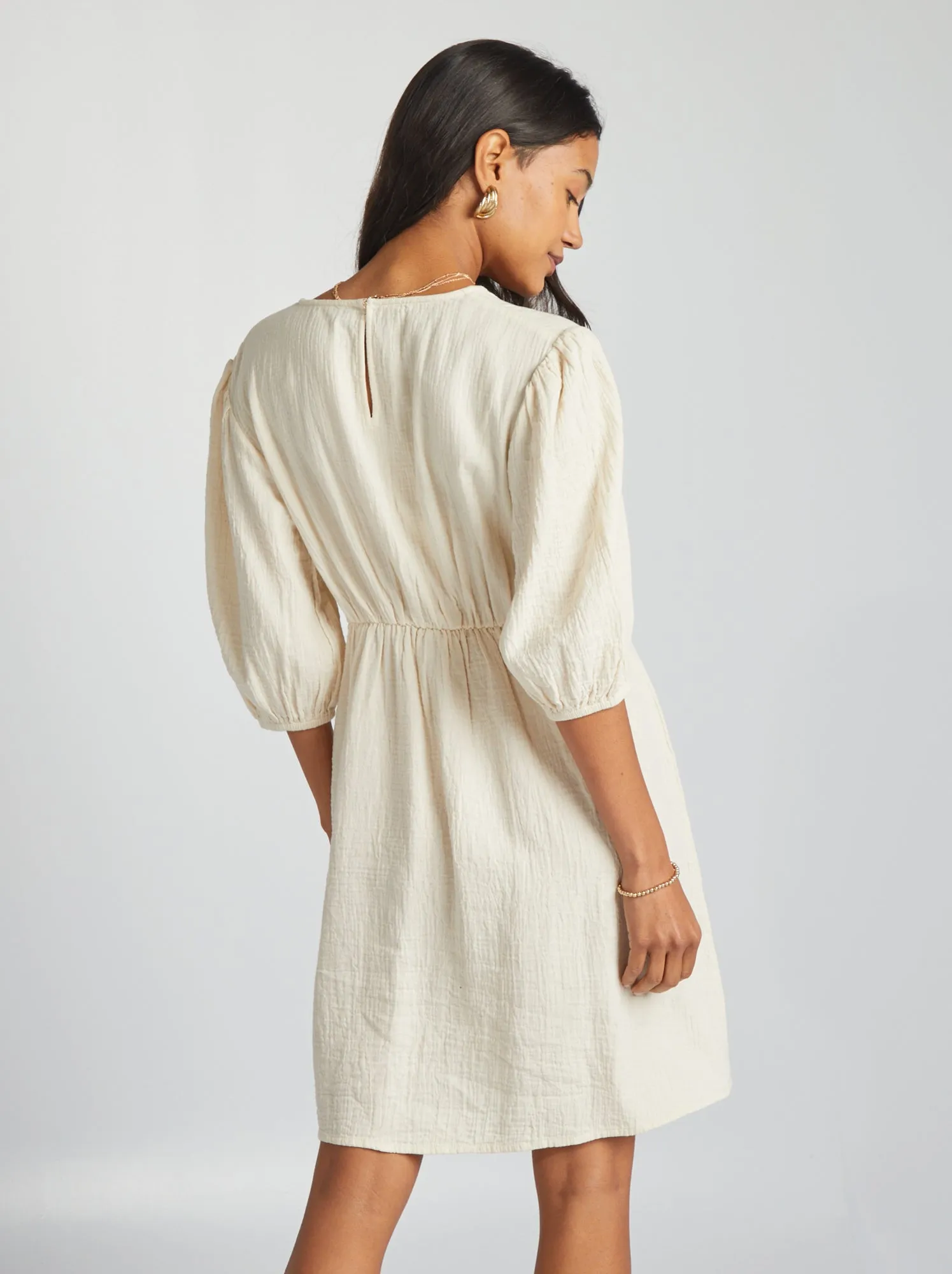 Vestito in garza di cotone con apertura - BIANCO